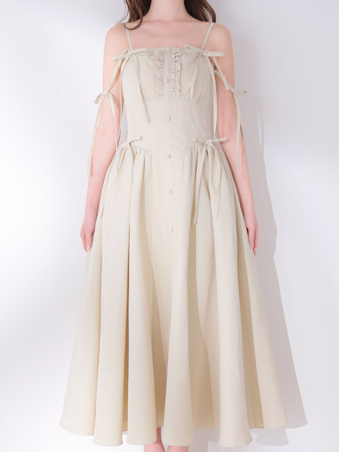 model：162cm　(size：F　color：Begie)