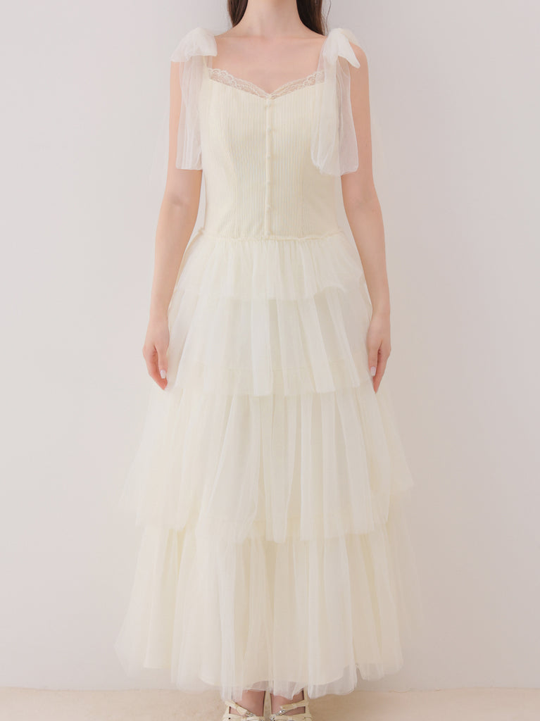 model：162cm　(size：F　color：Ivory)