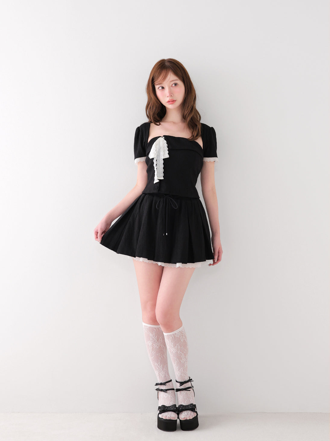 model：162cm　(size：F　color：Black)