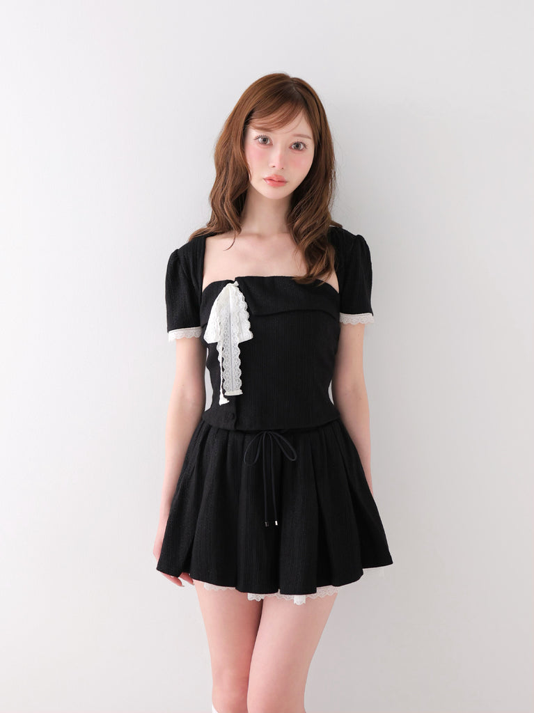 model：162cm　(size：F　color：Black)
