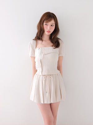 model：162cm　(size：F　color：Ivory)
