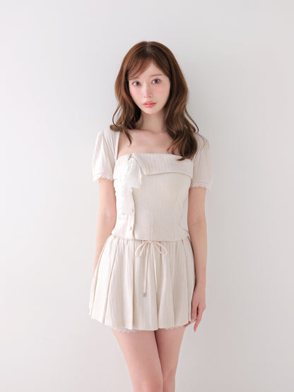 model：162cm　(size：F　color：Ivory)