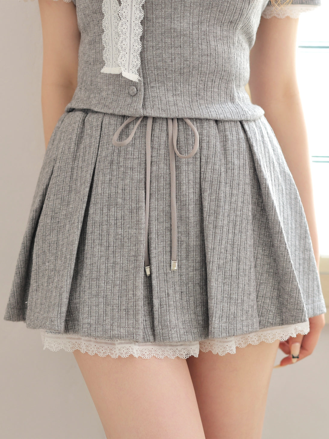 model：160cm　(size：F　color：Gray)