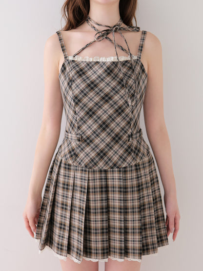 model：162cm　(size：F　color：Beige×Brown)