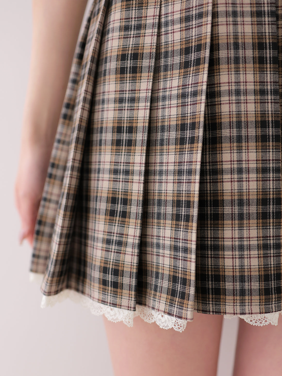 【Pre Order】Halter ribbon check pleats mini onepiece(eme11080)