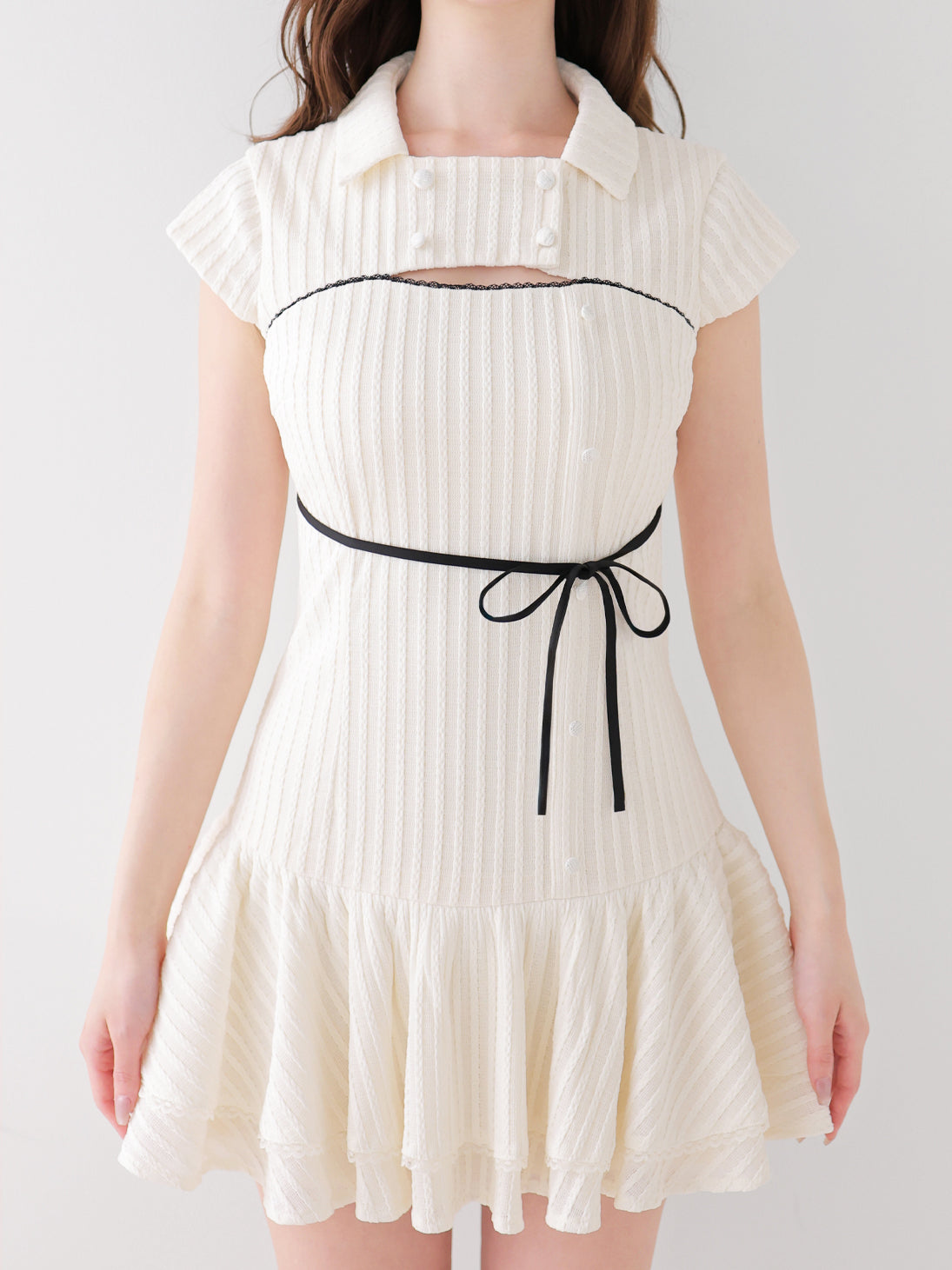 model：162cm　(size：F　color：Ivory)