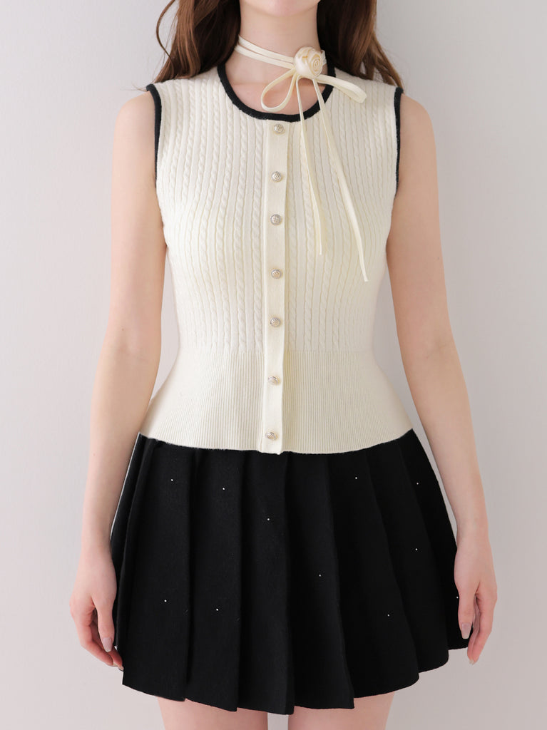 model：162cm　(size：F　color：Ivory×Black)