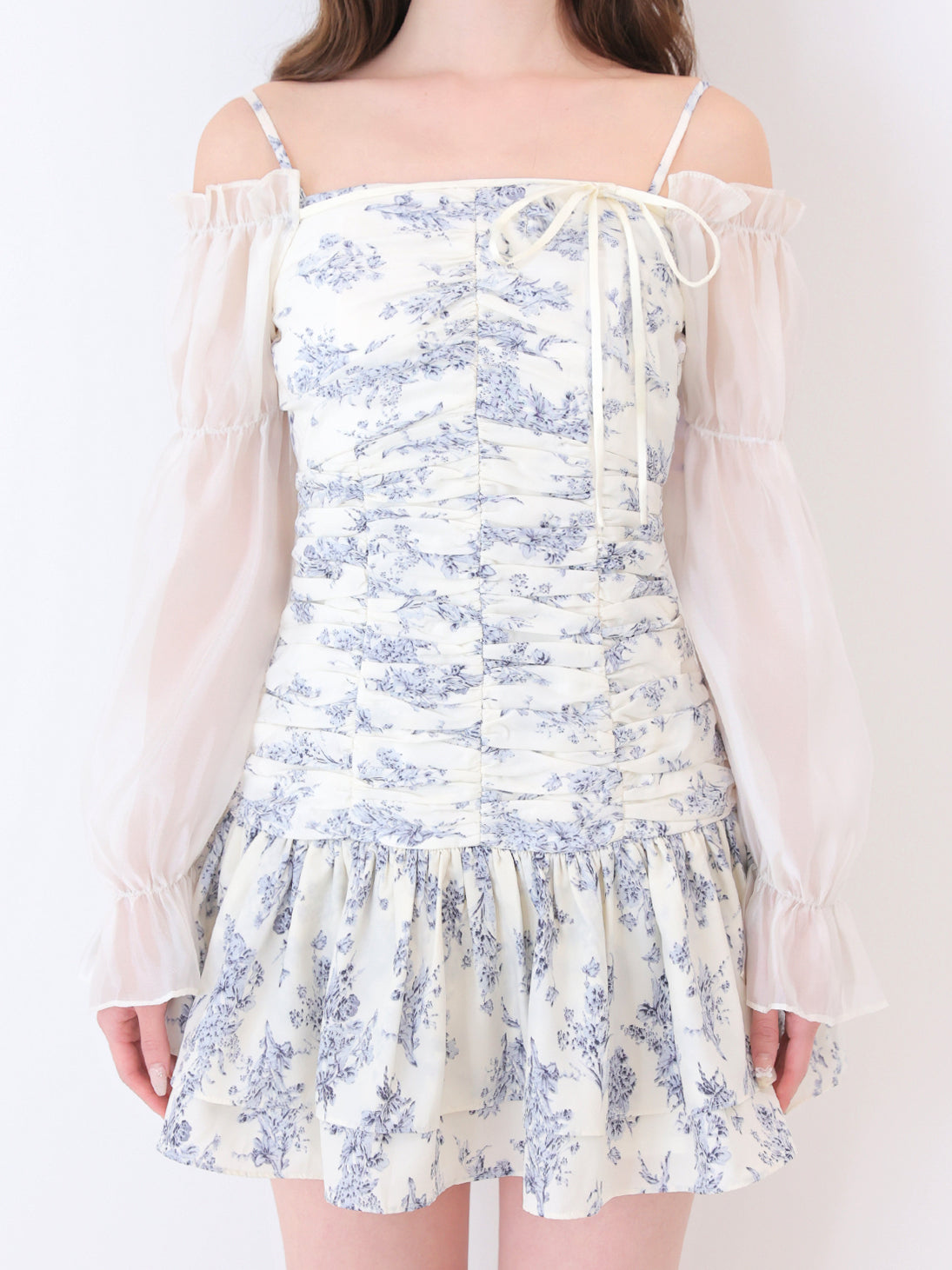 model：162cm　(size：F　color：Blue)