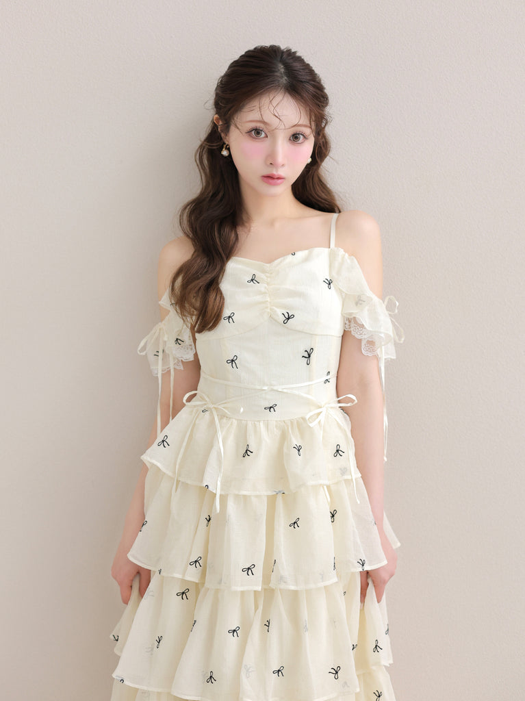 model：160cm　(size：F　color：Ivory)