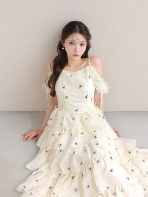 model：160cm　(size：F　color：Ivory) 