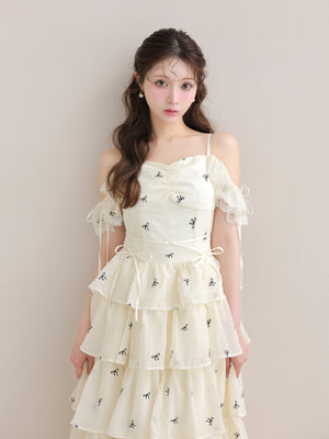 model：160cm　(size：F　color：Ivory)