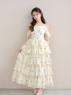 model：160cm　(size：F　color：Ivory)