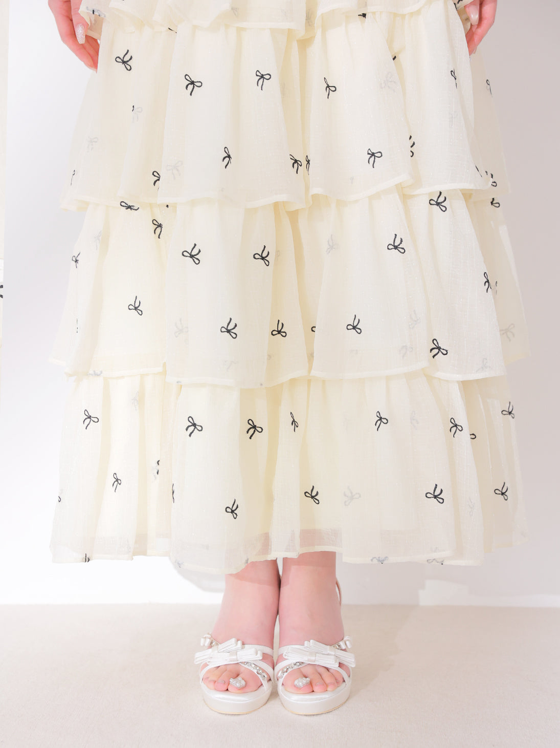Lame chiffon ribbon slit onepiece(eme11087) – M me eme