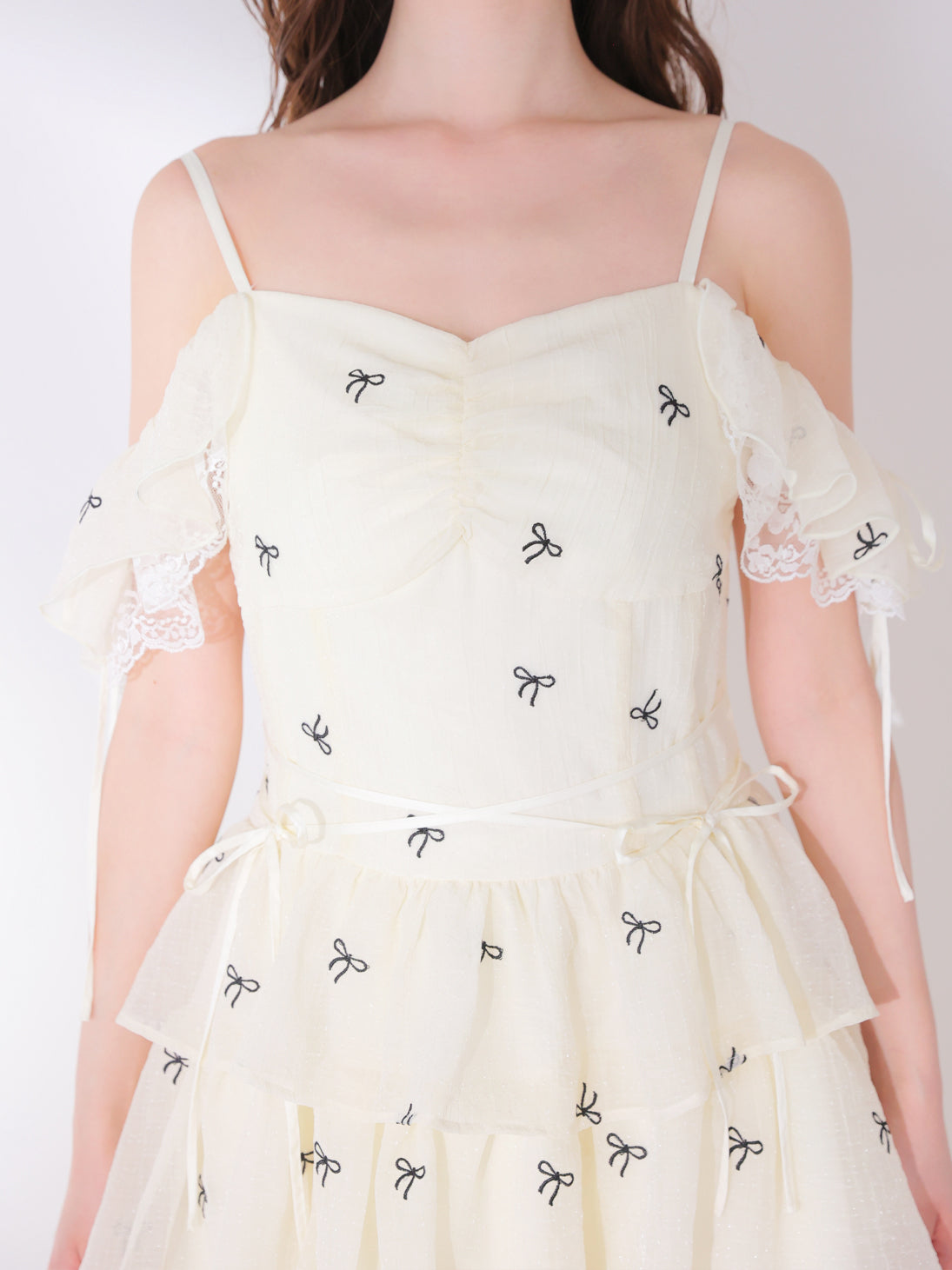 【Pre Order】Lame chiffon ribbon slit onepiece(eme11087)