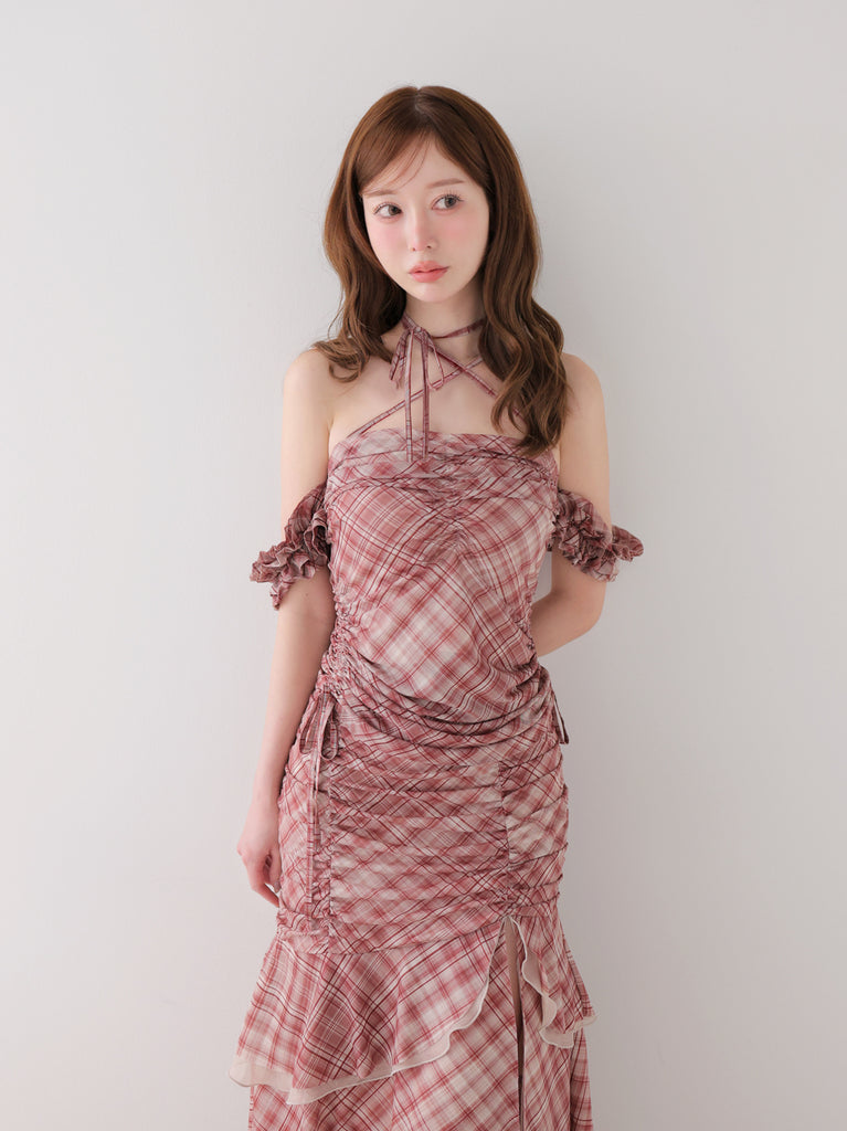 model：162cm　(size：F　color：Red)