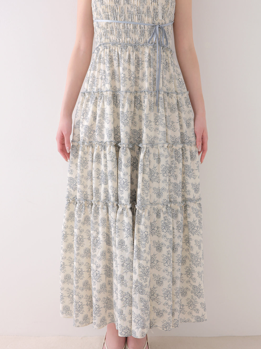 Noble flower ribbon long onepiece(eme11089) – M me eme