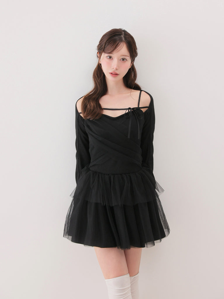 model：162cm　(size：F　color：Black)