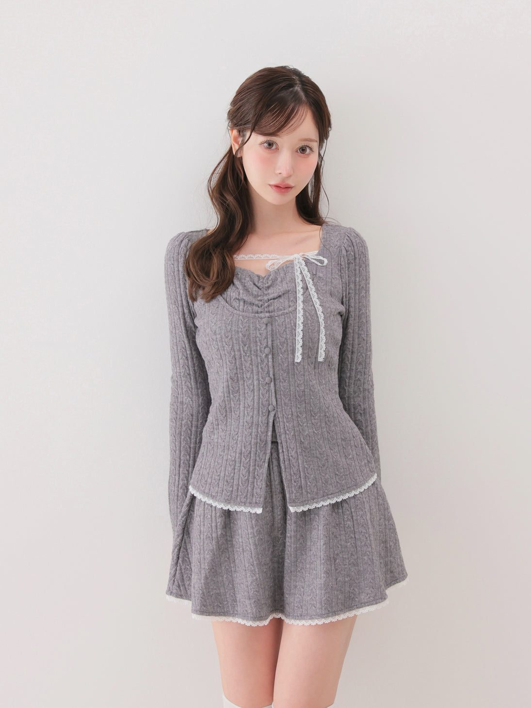 model：162cm　(size：F　color：Gray)