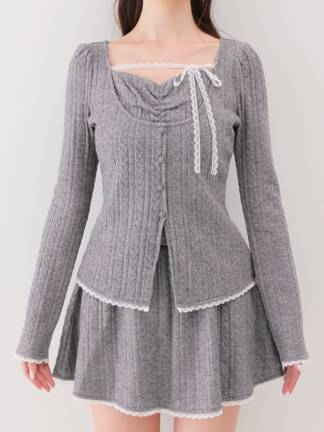 model：162cm　(size：F　color：Gray)