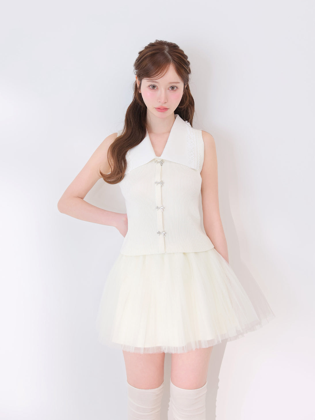 model：162cm　(size：F　color：Ivory)