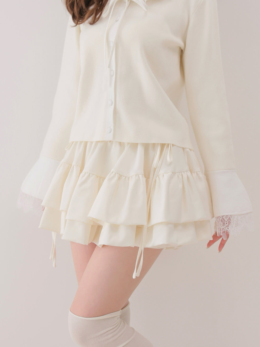 model：162cm　(size：F　color：Ivory)