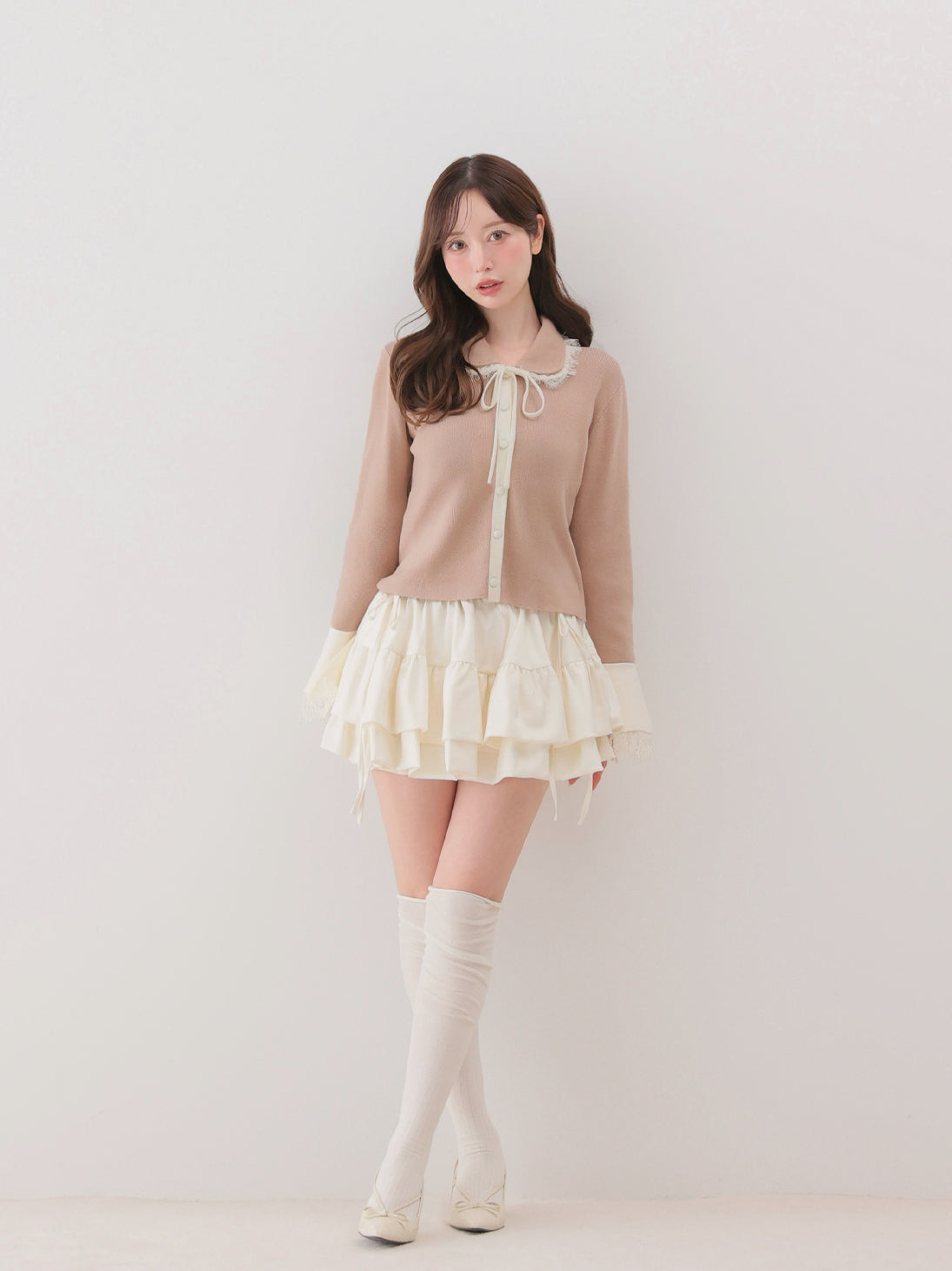 model：162cm　(size：F　color：Ivory)