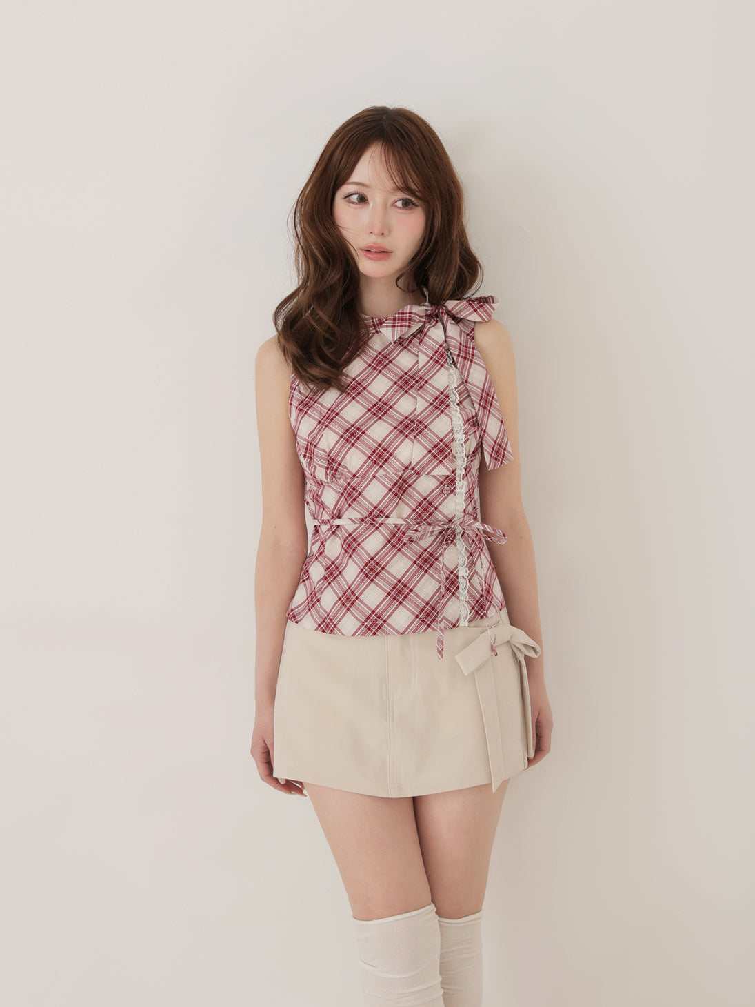model：162cm　(size：F　color：Red)