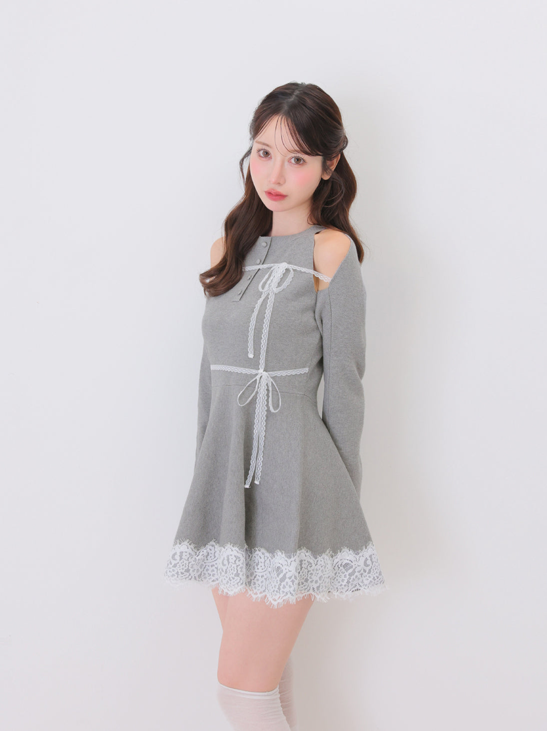 model：162cm　(size：F　color：Gray)