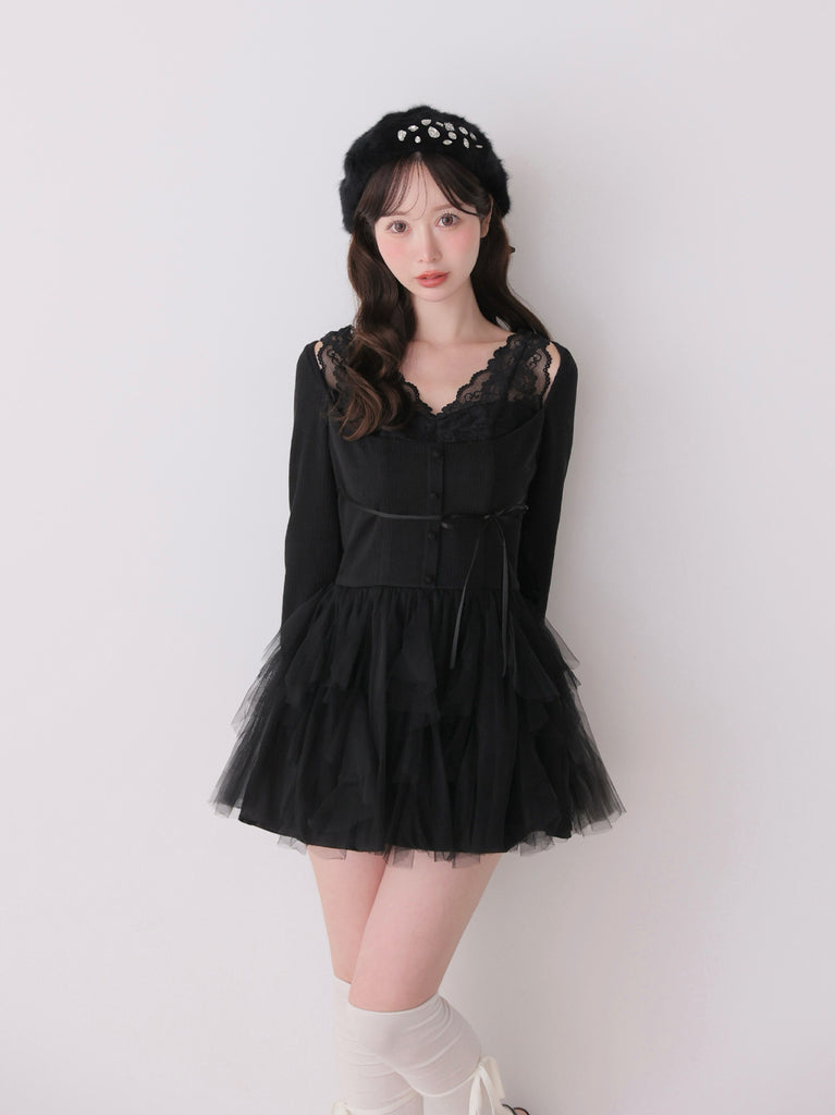 model：162cm　(size：F　color：Black)