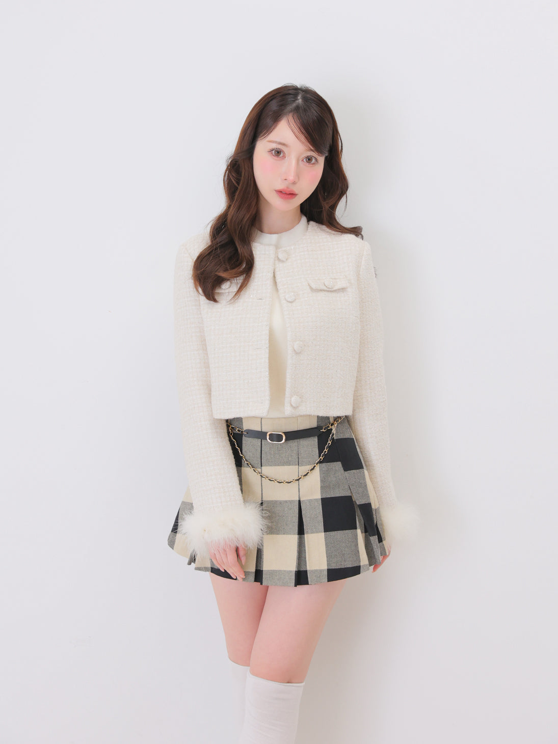 model：162cm　(size：F　color：Ivory)