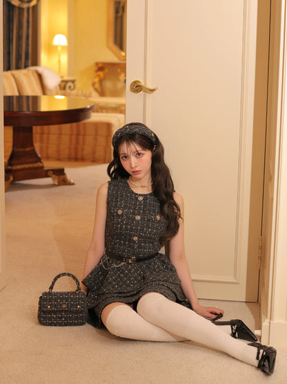 model：160cm　(size：F　color：Gray)
