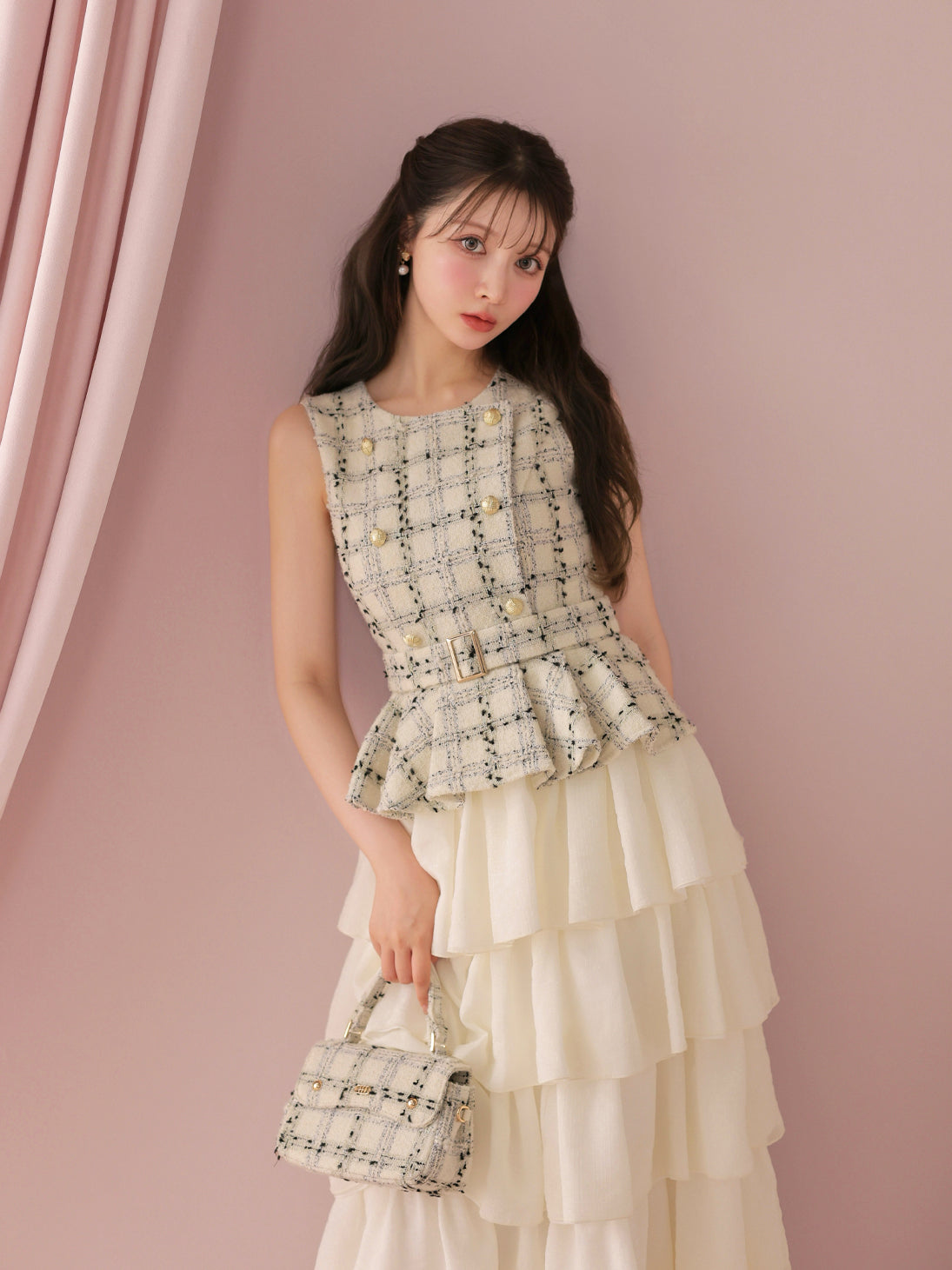 model：160cm　(size：F　color：White check)