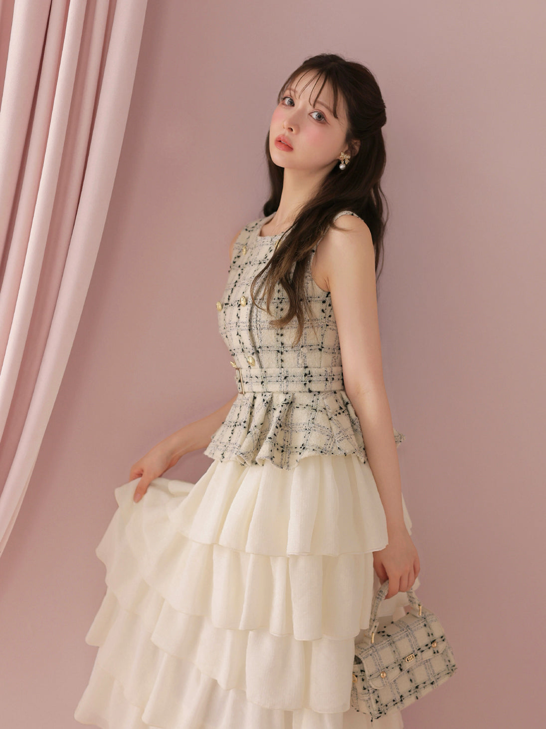 model：160cm　(size：F　color：White check)