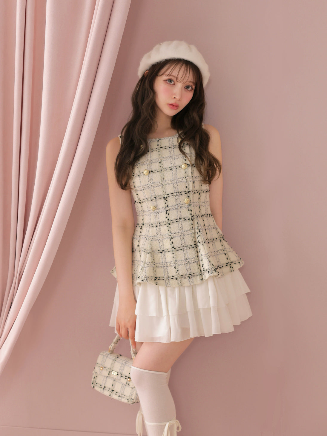 model：160cm　(size：F　color：White check)