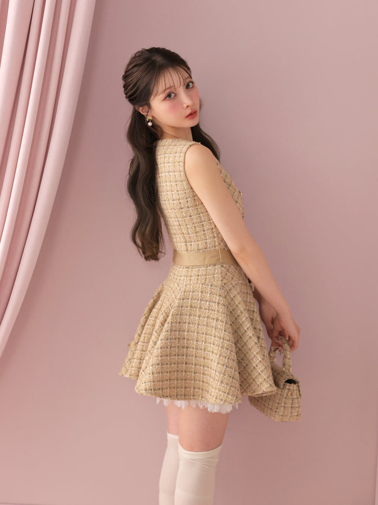 model：160cm　(size：F　color：Beige)