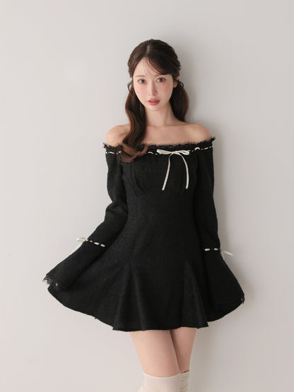model：162cm　(size：F　color：Black)