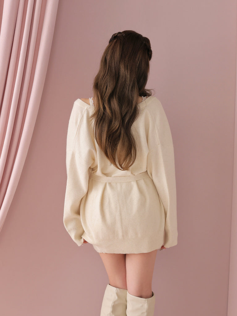 model：160cm　(size：F　color：Ivory)