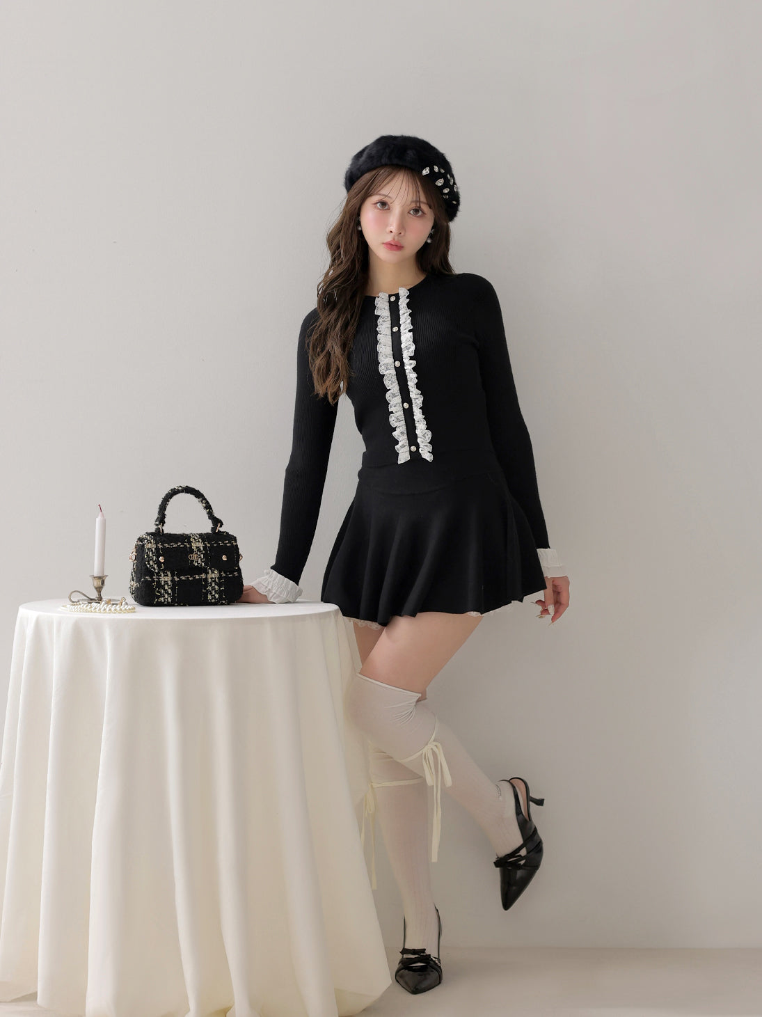 SET UP – M me eme