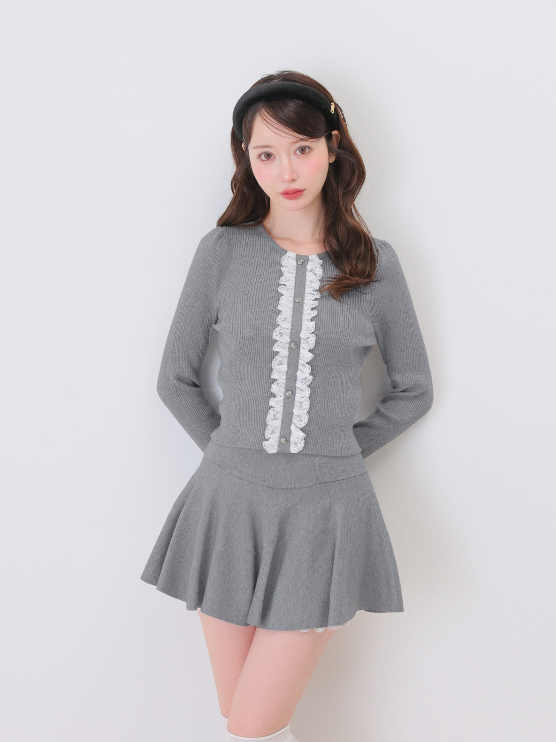 model：162cm　(size：F　color：Gray)