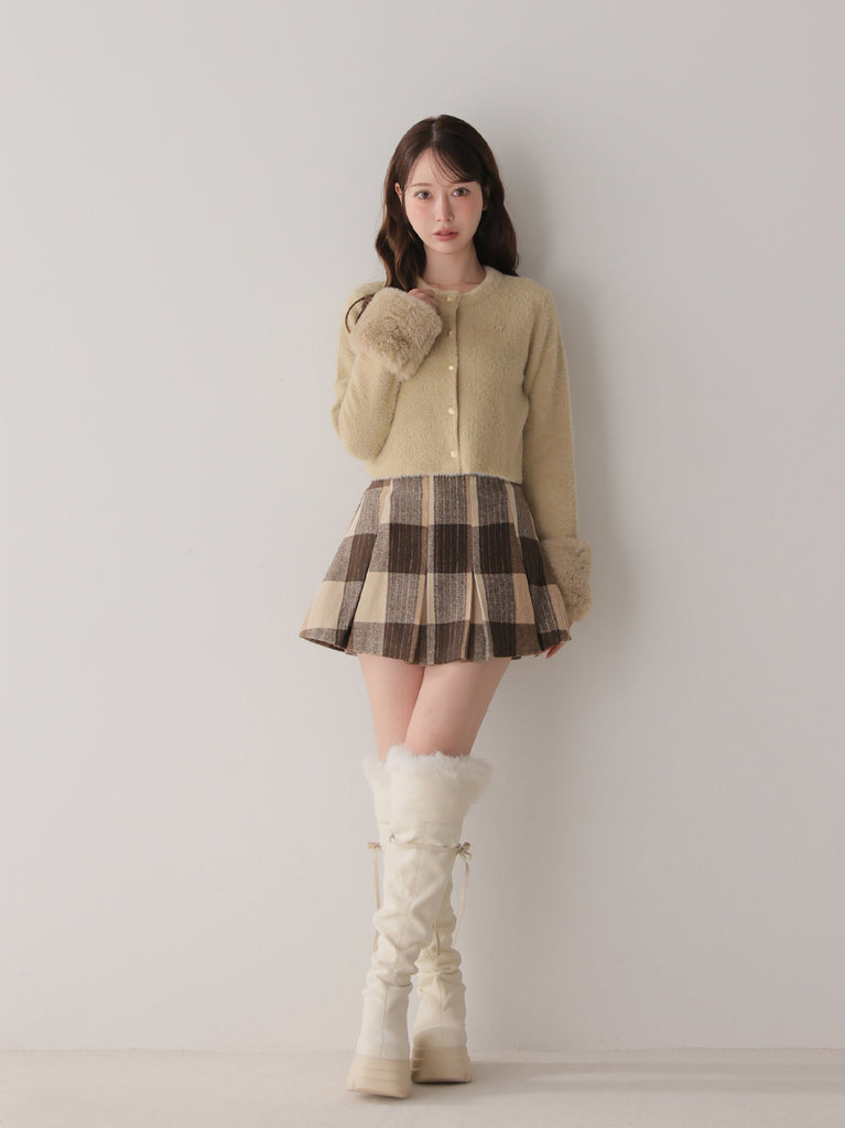 model：162cm　(size：F　color：Beige)