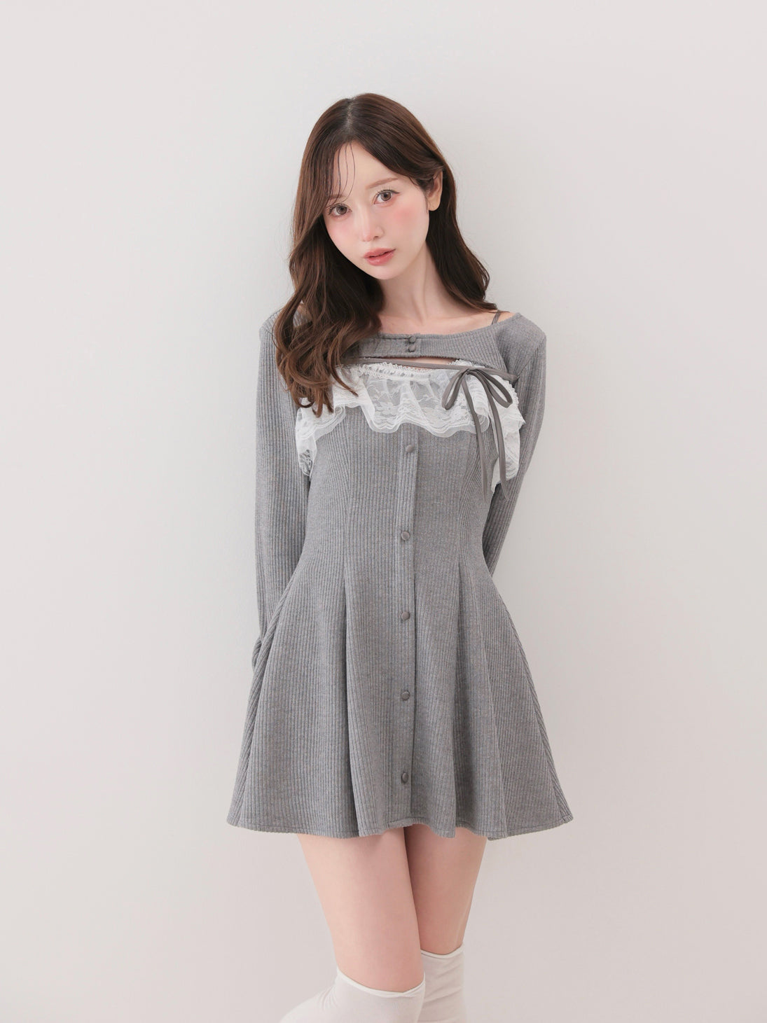 model：162cm　(size：F　color：Gray)