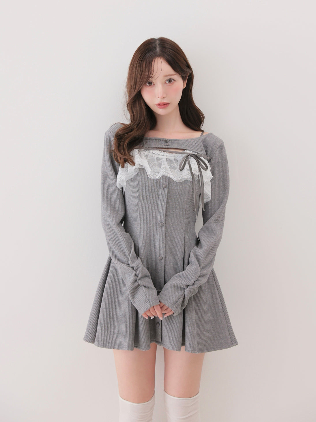 model：162cm　(size：F　color：Gray)