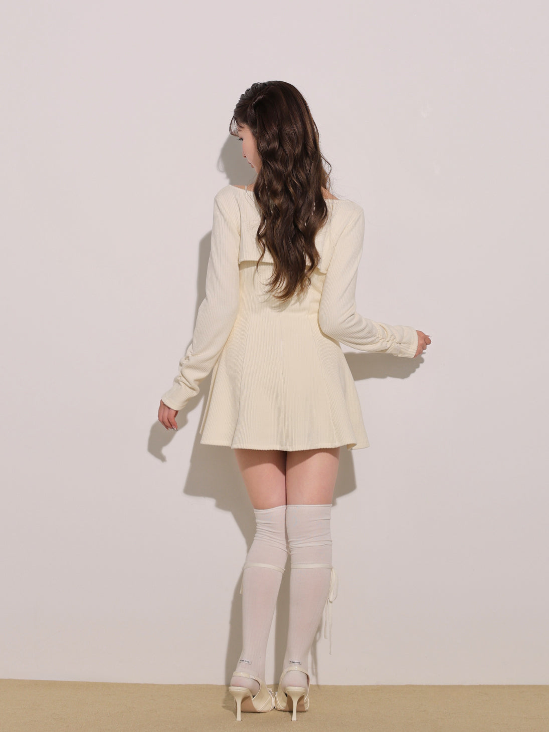 model：160cm　(size：F　color：Ivory)