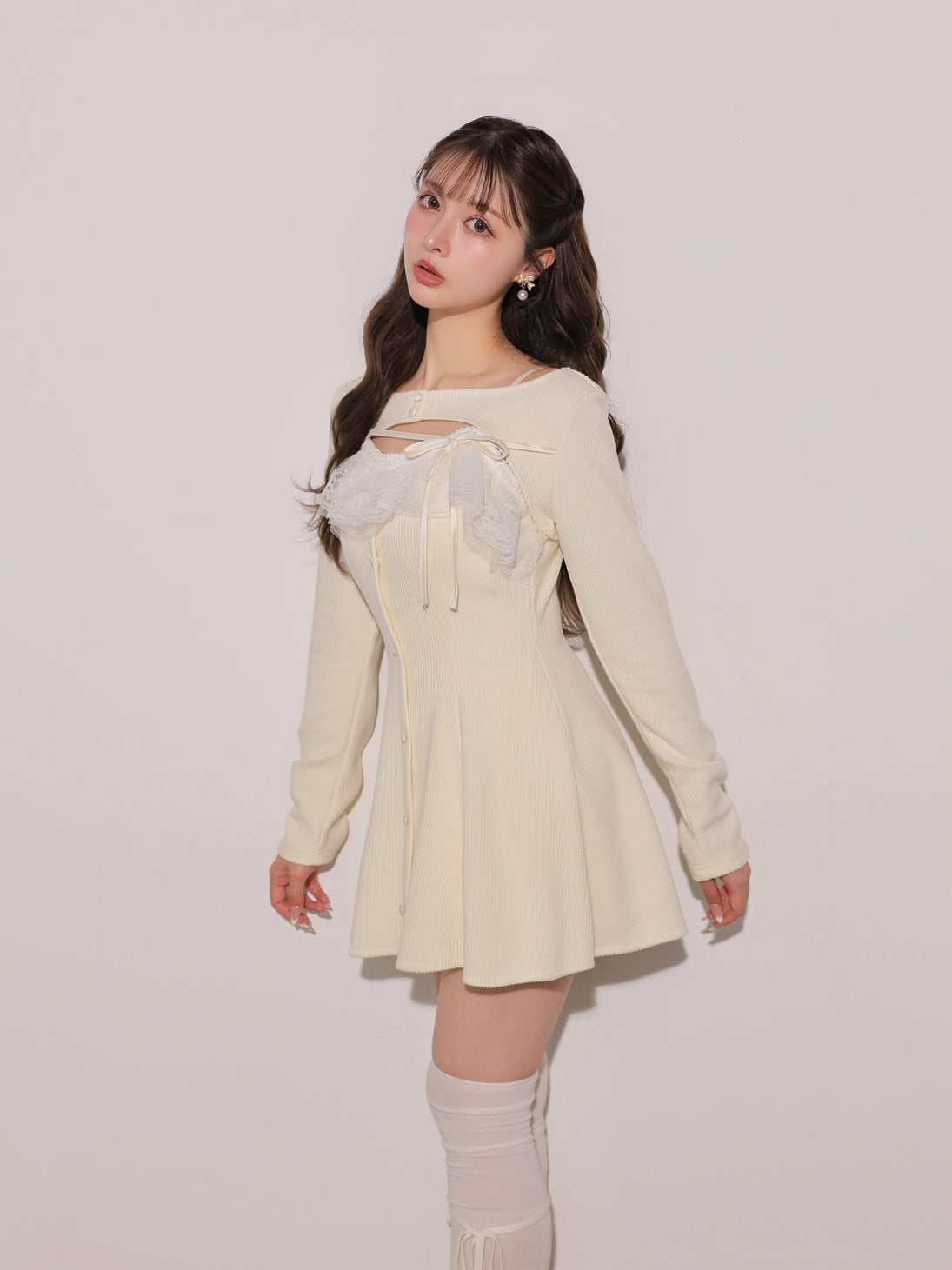 model：160cm　(size：F　color：Ivory)