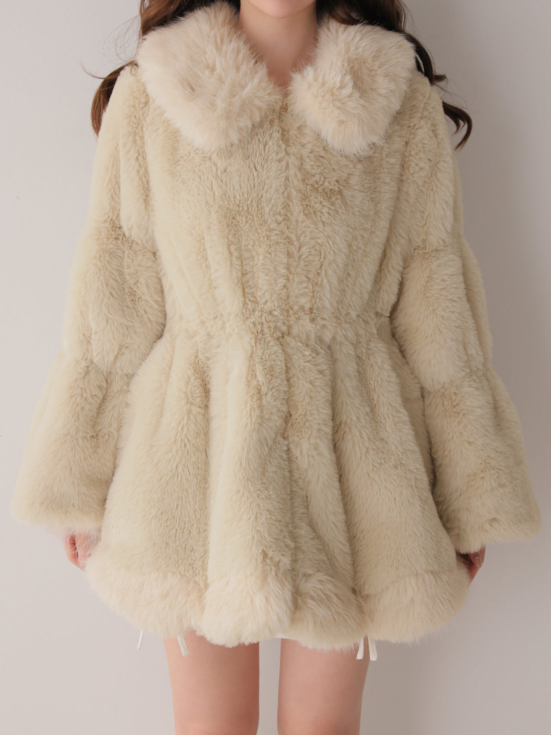 model：162cm　(size：F　color：Beige)