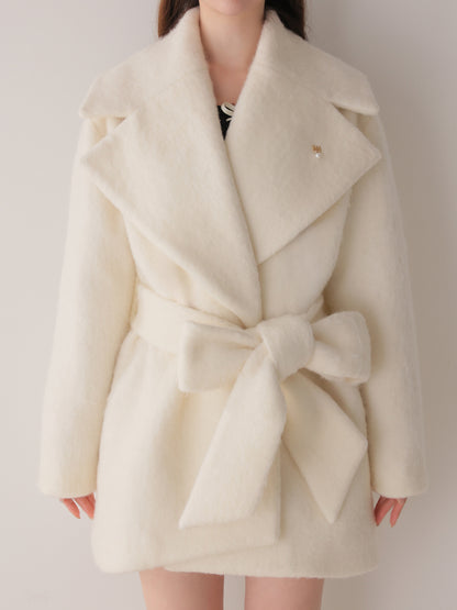 model：162cm　(size：F　color：Ivory)