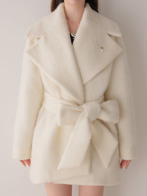 model：162cm　(size：F　color：Ivory)