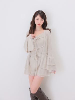 model：162cm　(size：F　color：Greige)