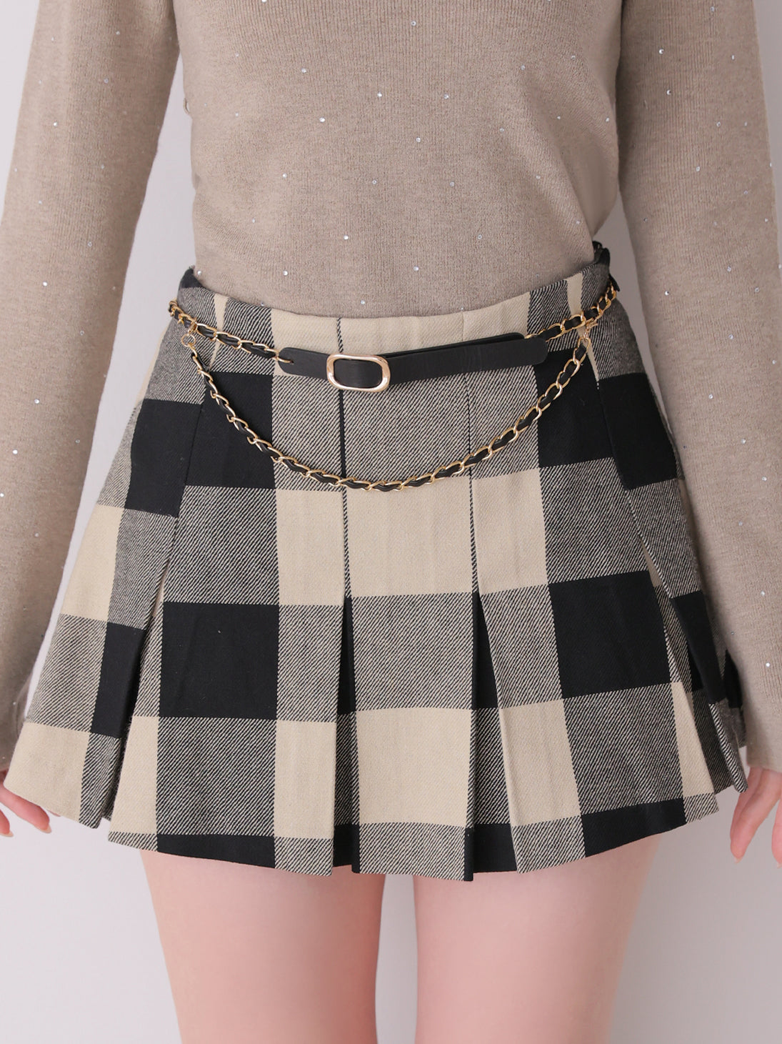 model：162cm　(size：F　color：Beige black)