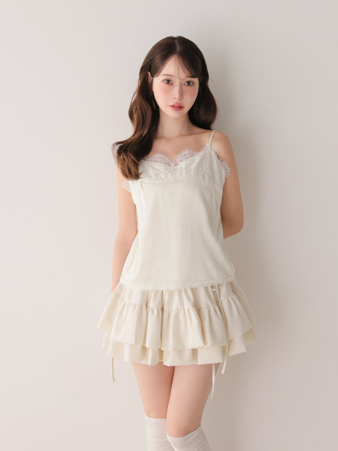 model：162cm　(size：F　color：Ivory)